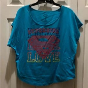 SUPERGIRL Blue T-Shirt. Size: Junior XL